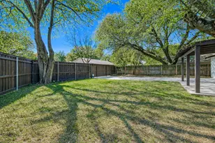 429 Solitude Dr, Garland, TX 75043 - Photo 19