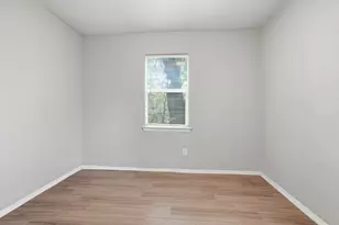 5544 Alter Dr, Fort Worth, TX 76119 - Photo 17