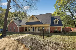 365 Timber Lake Dr, Powderly, TX 75473 - Photo 1