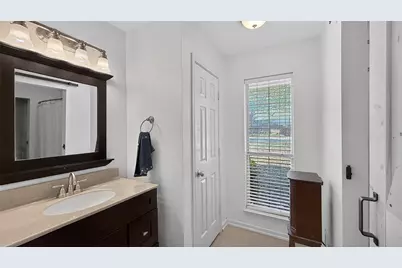 365 Timber Lake Drive, Powderly, TX 75473 - Photo 17