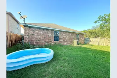 5301 Joshua Court, Sansom Park, TX 76114 - Photo 11