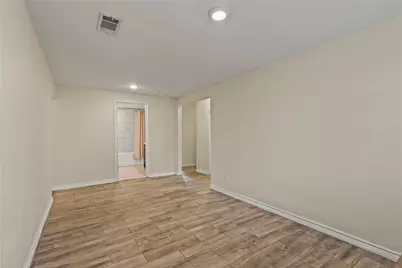 836 W 8th Street, Dallas, TX 75208 - Photo 23