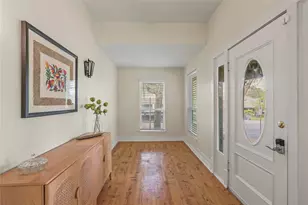 836 W Eighth St, Dallas, TX 75208 - Photo 3