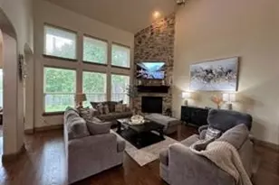 2813 Regents Park Ln, Garland, TX 75043 - Photo 9