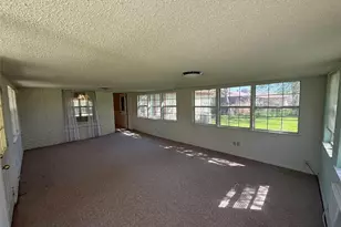 3705 Granada Dr, Richland Hills, TX 76118 - Photo 7