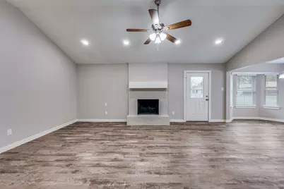 1600 Briar Run, Benbrook, TX 76126 - Photo 3