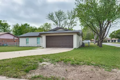 1600 Briar Run, Benbrook, TX 76126 - Photo 1