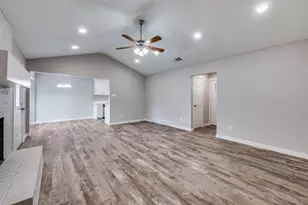 1600 Briar Run, Benbrook, TX 76126 - Photo 7