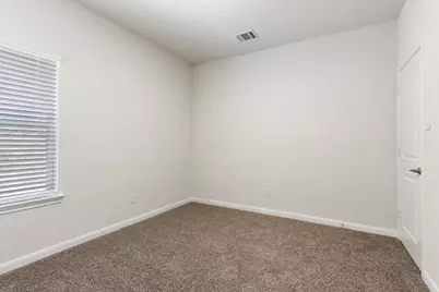 3902 Oak Creek Circle, Denison, TX 75020 - Photo 15