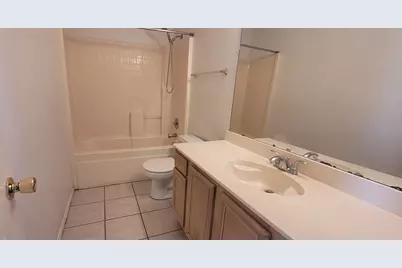 865 W Lynn Creek Drive, Arlington, TX 76001 - Photo 19