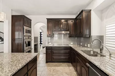 2671 Corona Drive, Grand Prairie, TX 75054 - Photo 11