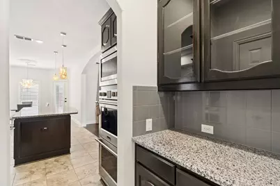 2671 Corona Drive, Grand Prairie, TX 75054 - Photo 11