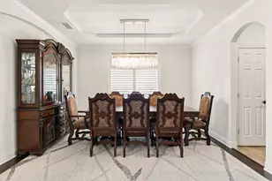 2671 Corona Dr, Grand Prairie, TX 75054 - Photo 5