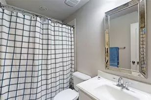 421 Catherine Ln, Lantana, TX 76226 - Photo 25