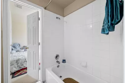 8117 Cherry Laurel Lane, Irving, TX 75063 - Photo 7