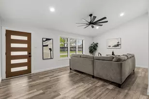 5705 Bentley Dr, Garland, TX 75043 - Photo 3