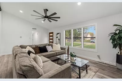 5705 Bentley Drive, Garland, TX 75043 - Photo 9