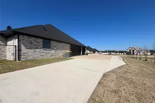 460 Tristin Ln, Waxahachie, TX 75167 - Photo 11