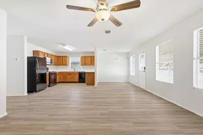 725 Lovern Street, Cedar Hill, TX 75104 - Photo 27