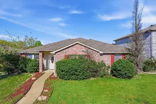 725 Lovern St, Cedar Hill, TX 75104 - Photo 1