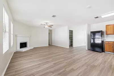 725 Lovern Street, Cedar Hill, TX 75104 - Photo 25