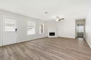 725 Lovern St, Cedar Hill, TX 75104 - Photo 23