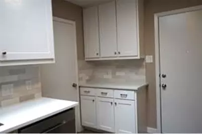 2416 Roosevelt Drive, Dalworthington Gardens, TX 76016 - Photo 5