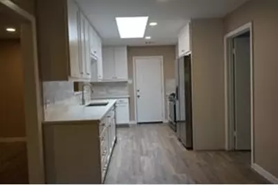 2416 Roosevelt Drive, Dalworthington Gardens, TX 76016 - Photo 9