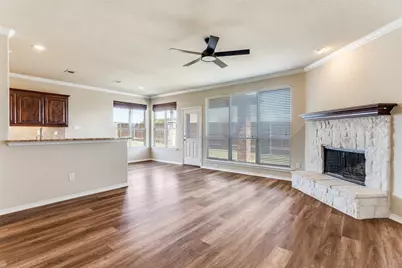 8320 Deer Bluff Lane, Fort Worth, TX 76179 - Photo 11