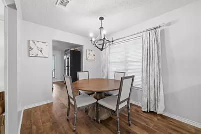 409 E Scotland Drive, Irving, TX 75062 - Photo 15