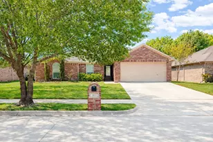 933 Sherry Ln, Saginaw, TX 76179 - Photo 1