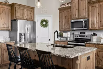 209 Bayless Avenue, Godley, TX 76044 - Photo 9