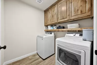 209 Bayless Avenue, Godley, TX 76044 - Photo 23