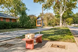 2952 Lavita Ln, Farmers Branch, TX 75234 - Photo 37