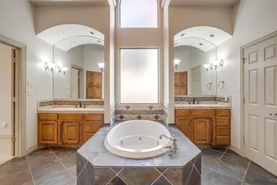 13780 W Riviera Drive, Fort Worth, TX 76028 - Photo 17