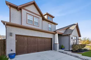 2000 Crescent St, Fort Worth, TX 76008 - Photo 33