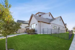 2000 Crescent St, Fort Worth, TX 76008 - Photo 33