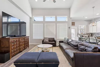 2000 Crescent Street, Fort Worth, TX 76008 - Photo 5