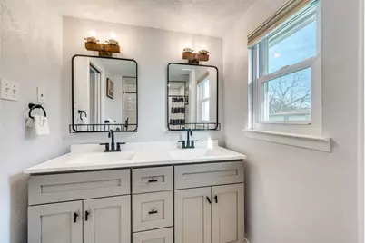 2924 W 11th Street, Irving, TX 75060 - Photo 21