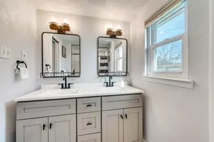 2924 W 11th St, Irving, TX 75060 - Photo 21