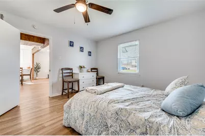 2924 W 11th Street, Irving, TX 75060 - Photo 15