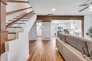 2924 W 11th St, Irving, TX 75060 - Photo 5