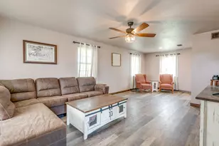 8112 Godley Rd, Granbury, TX 76049 - Photo 11