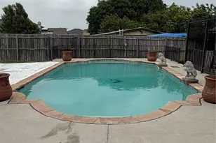 1902 High Meadow Dr, Garland, TX 75040 - Photo 33
