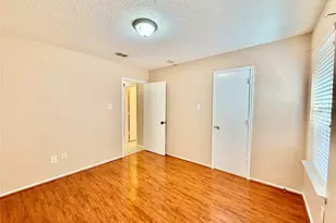 7409 Cresswell Dr, Arlington, TX 76001 - Photo 29