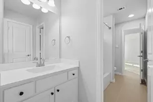 133 Erling Ln, Irving, TX 75039 - Photo 33