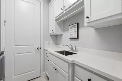 133 Erling Lane, Irving, TX 75039 - Photo 17