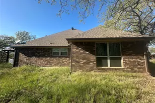 1550 3 Skillet Rd, Springtown, TX 76082 - Photo 13