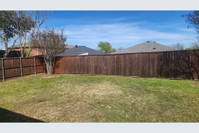 1625 Princess Lane, Little Elm, TX 75036 - Photo 15