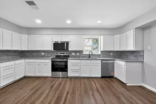 1170 W Frey St, Stephenville, TX 76401 - Photo 13